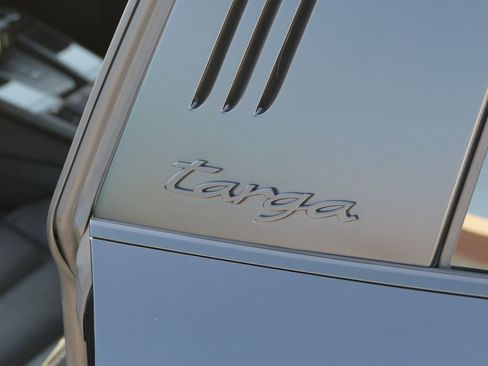 Used 2024 Porsche 911 Targa 4 GTS image 18