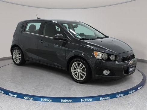 Used 2016 Chevrolet Sonic LT w/ Wheels and Fog Lamp Package FWD image 4