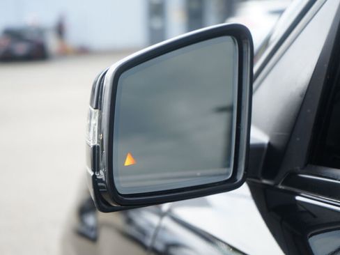 Used 2014 Mercedes-Benz ML 63 AMG 4MATIC image 9