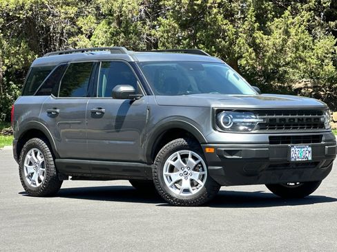 Used 2022 Ford Bronco Sport AWD/4WD image 2