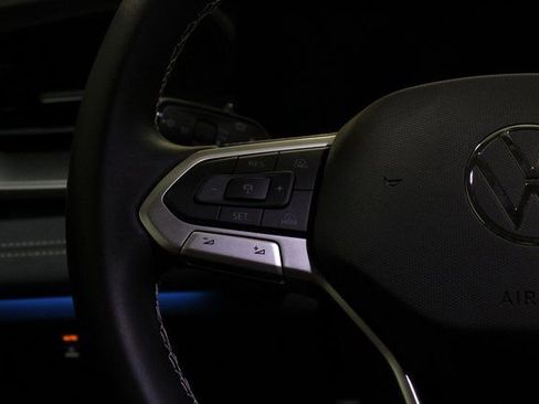 New 2026 Volkswagen Tiguan SE image 8