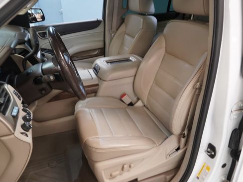 Used 2018 GMC Yukon Denali w/ Open Road Package AWD/4WD image 4