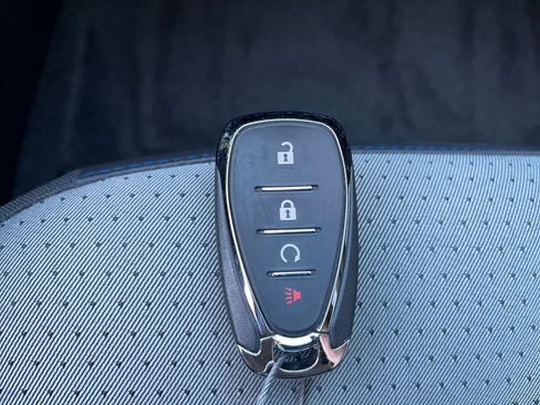 Used 2025 Chevrolet Trax LT image 22