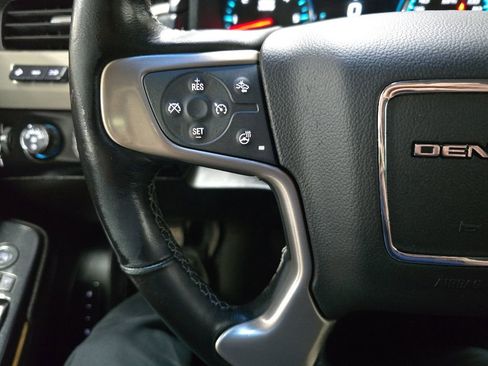 Used 2019 GMC Yukon Denali AWD/4WD image 21