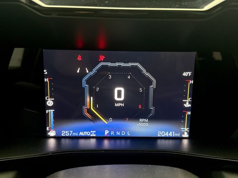 Used 2023 Chevrolet Colorado LT image 13