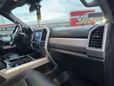 Used 2020 Ford F350 Lariat w/ Lariat Ultimate Package AWD/4WD image 25
