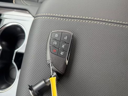 New 2026 GMC Yukon XL Elevation AWD/4WD image 67