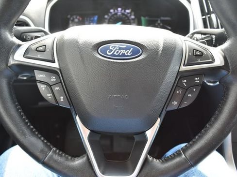 Used 2020 Ford Edge SEL w/ Convenience Package AWD/4WD image 22