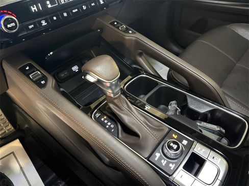 Used 2022 Kia Telluride SX w/ Nightfall Edition Package image 21