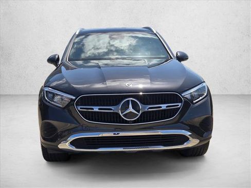 Certified 2026 Mercedes-Benz GLC 300 image 2