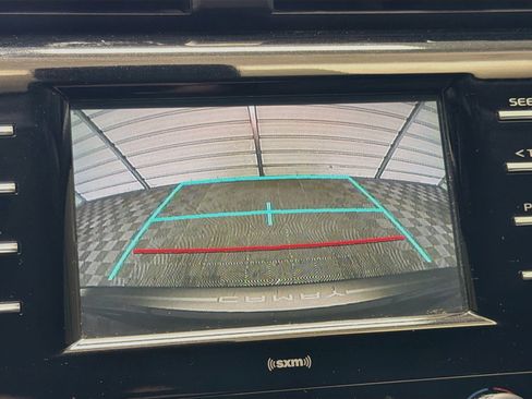 Used 2020 Toyota Camry LE FWD image 15