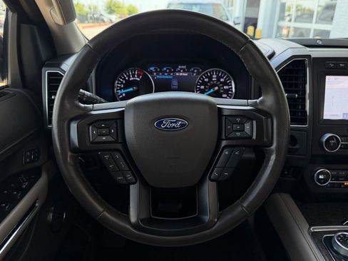Used 2020 Ford Expedition Limited w/ Equipment Group 302A AWD/4WD image 12