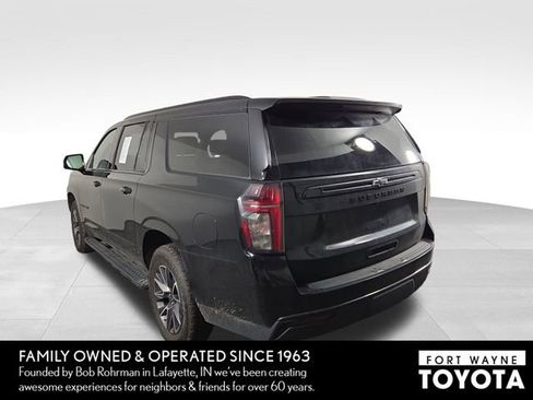 Used 2023 Chevrolet Suburban Z71 w/ Luxury Package image 8