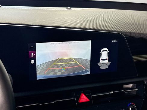 Certified 2023 Kia Niro Wind FWD image 18
