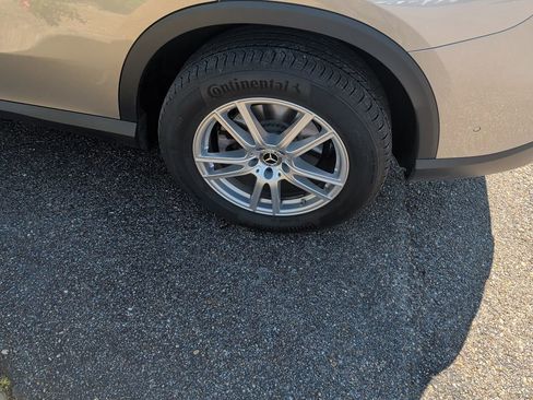 Certified 2023 Mercedes-Benz GLC 300 image 7