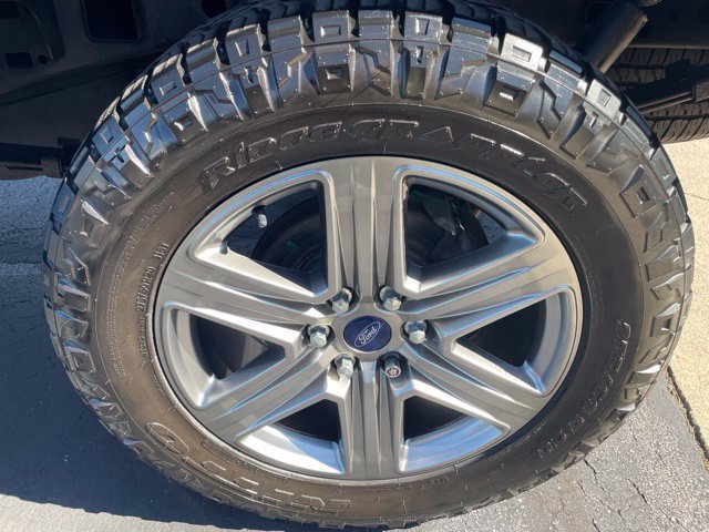 Used 2018 Ford F150 XLT w/ Equipment Group 302A Luxury AWD/4WD image 37