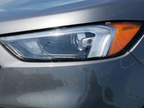 Certified 2024 Ford Edge Titanium image 5