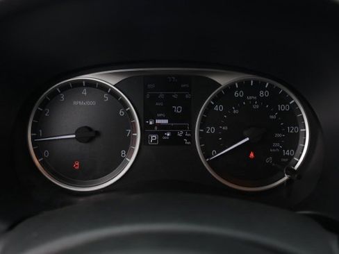 New 2025 Nissan Kicks Play S image 27