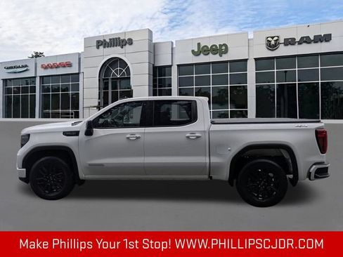 Used 2025 GMC Sierra 1500 Elevation AWD/4WD image 6