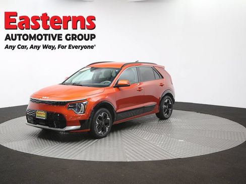 Used 2023 Kia Niro Wind w/ Wind Preserve Package FWD image 54