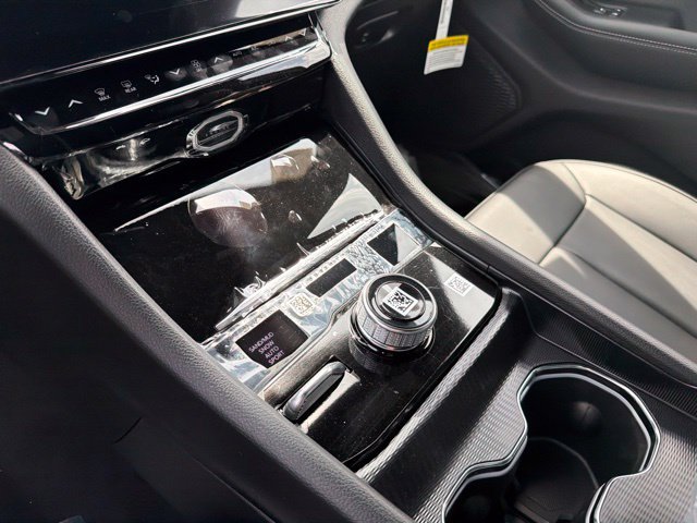New 2026 Jeep Grand Cherokee Limited AWD/4WD image 11