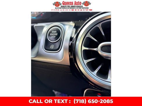 Used 2021 Mercedes-Benz GLB 250 4MATIC w/ Premium Package image 41