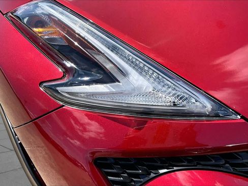 Used 2017 Nissan Juke SL FWD image 27