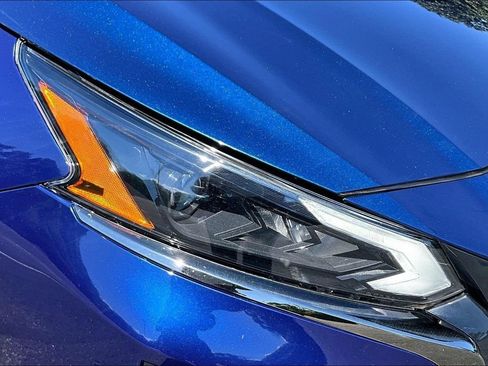Used 2023 Nissan Altima 2.5 SR FWD image 32