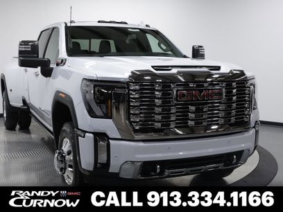 New 2026 GMC Sierra 3500 Denali w/ Denali Reserve Package