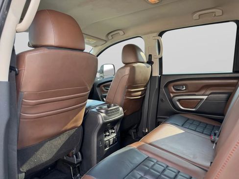 Used 2019 Nissan Titan Platinum Reserve w/ Platinum Utility Package AWD/4WD image 27