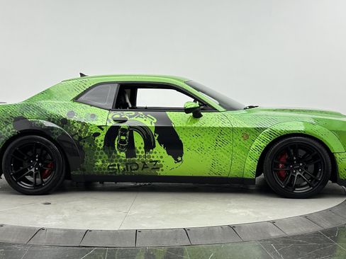 Used 2021 Dodge Challenger SRT Hellcat RWD image 8