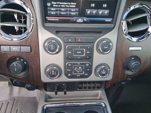 Used 2016 Ford F350 Lariat w/ Lariat Ultimate Package image 17