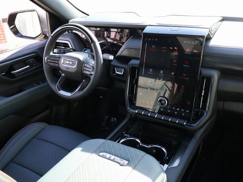 New 2026 GMC Yukon XL AT4 w/ AT4 Premium Plus Package image 12