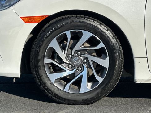 Used 2017 Honda Civic EX image 29