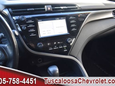 Used 2019 Toyota Camry SE image 31