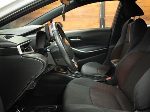 Used 2023 Toyota Corolla SE FWD image 8