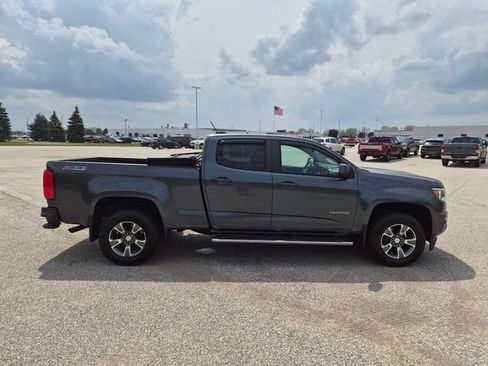Used 2015 Chevrolet Colorado Z71 AWD/4WD image 4