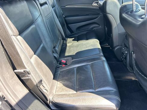 Used 2017 Jeep Grand Cherokee Limited AWD/4WD image 23