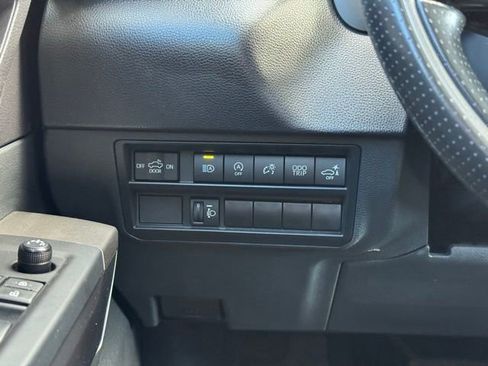Used 2024 Toyota Tundra SR5 w/ SR5 Convenience Package AWD/4WD image 33