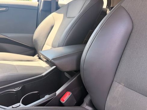 Certified 2023 Kia Niro EX FWD image 22