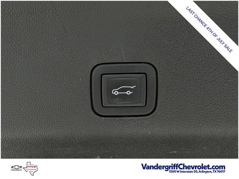 Used 2024 Chevrolet Tahoe LT w/ Luxury Package RWD image 31