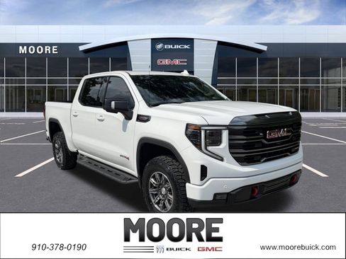 Used 2024 GMC Sierra 1500 AT4 w/ Technology Package AWD/4WD image 1