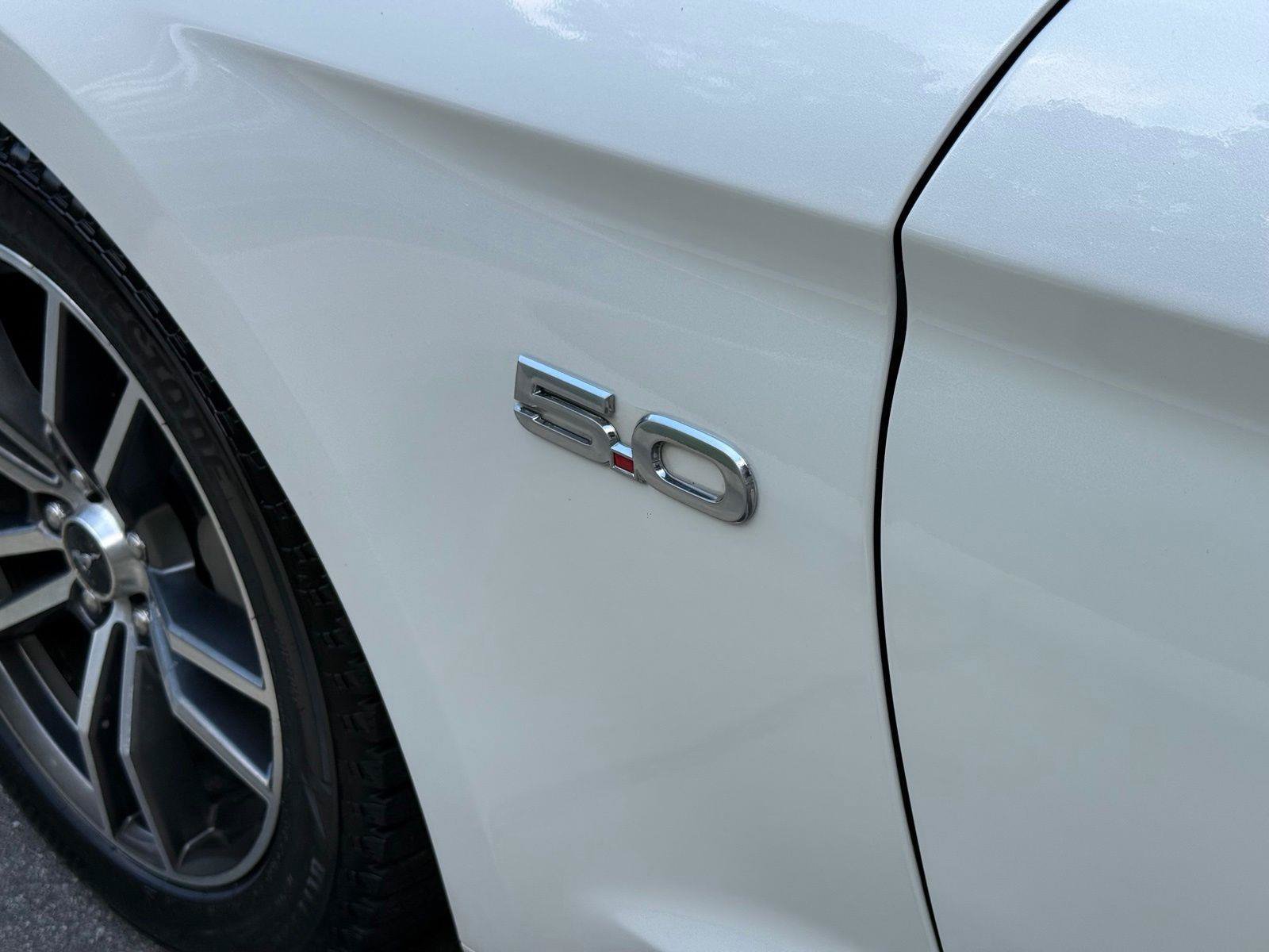 Used 2017 Ford Mustang GT Premium RWD image 13