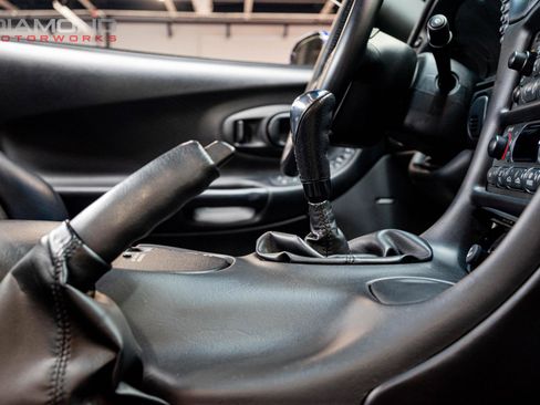 Used 2004 Chevrolet Corvette Z06 w/ Z06 Preferred Equipment Group RWD image 94