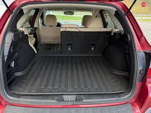 Used 2018 Subaru Outback 2.5i Premium image 22