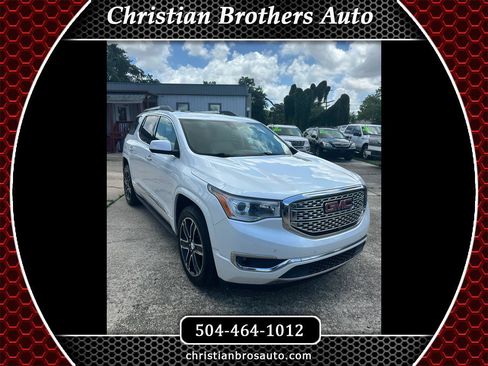 Used 2017 GMC Acadia Denali w/ Technology Package FWD image 1