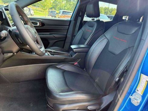 Certified 2025 Jeep Compass Trailhawk AWD/4WD image 17