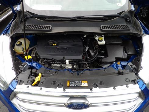 Used 2017 Ford Escape SE w/ Equipment Group 201A AWD/4WD image 23