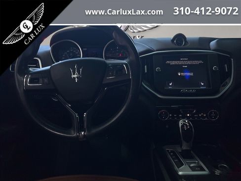 Used 2016 Maserati Ghibli image 10