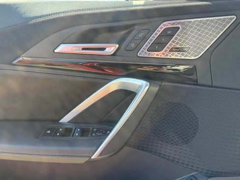 Certified 2025 BMW X2 xDrive28i w/ Premium Package image 9